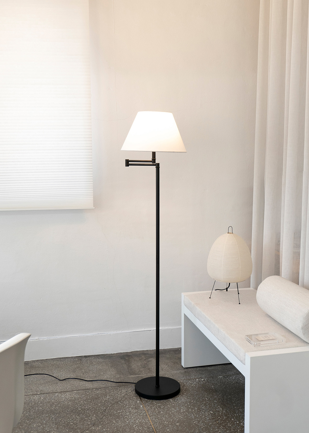 Line Floor Lamp Chrome
