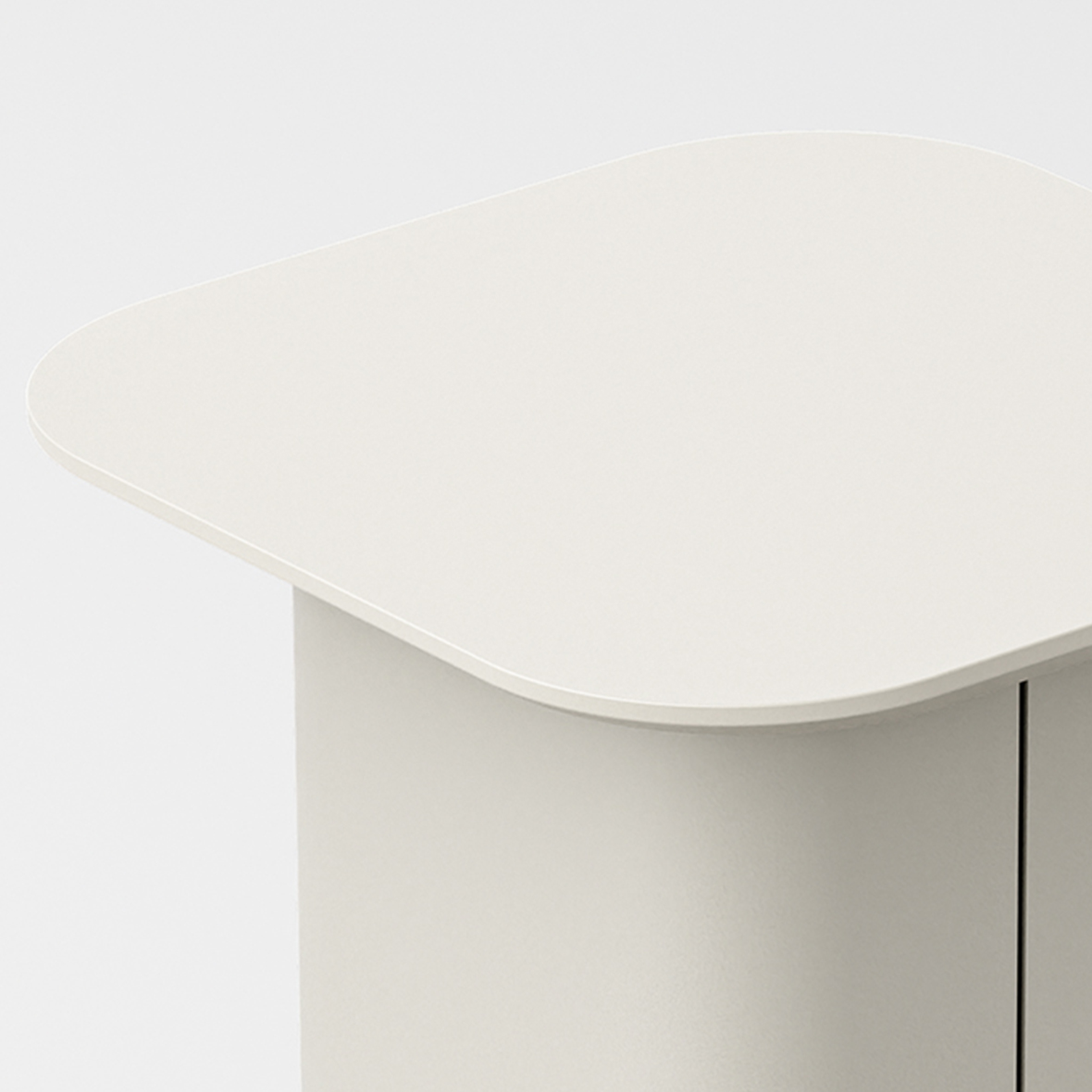 잭슨 Vaso Side Table