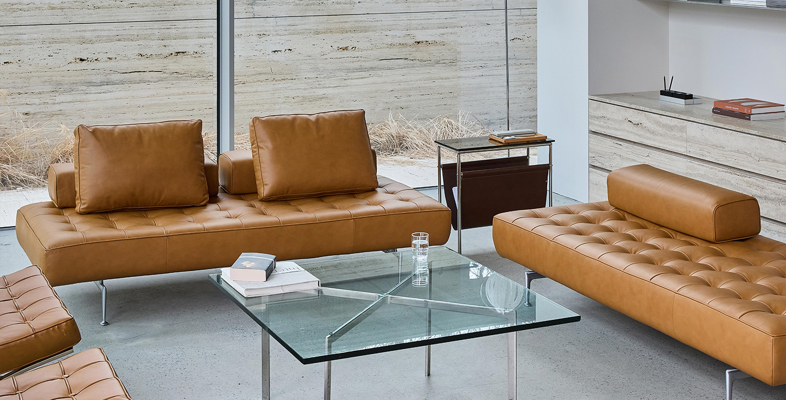 잭슨 Otium Daybed Sofa - Leather