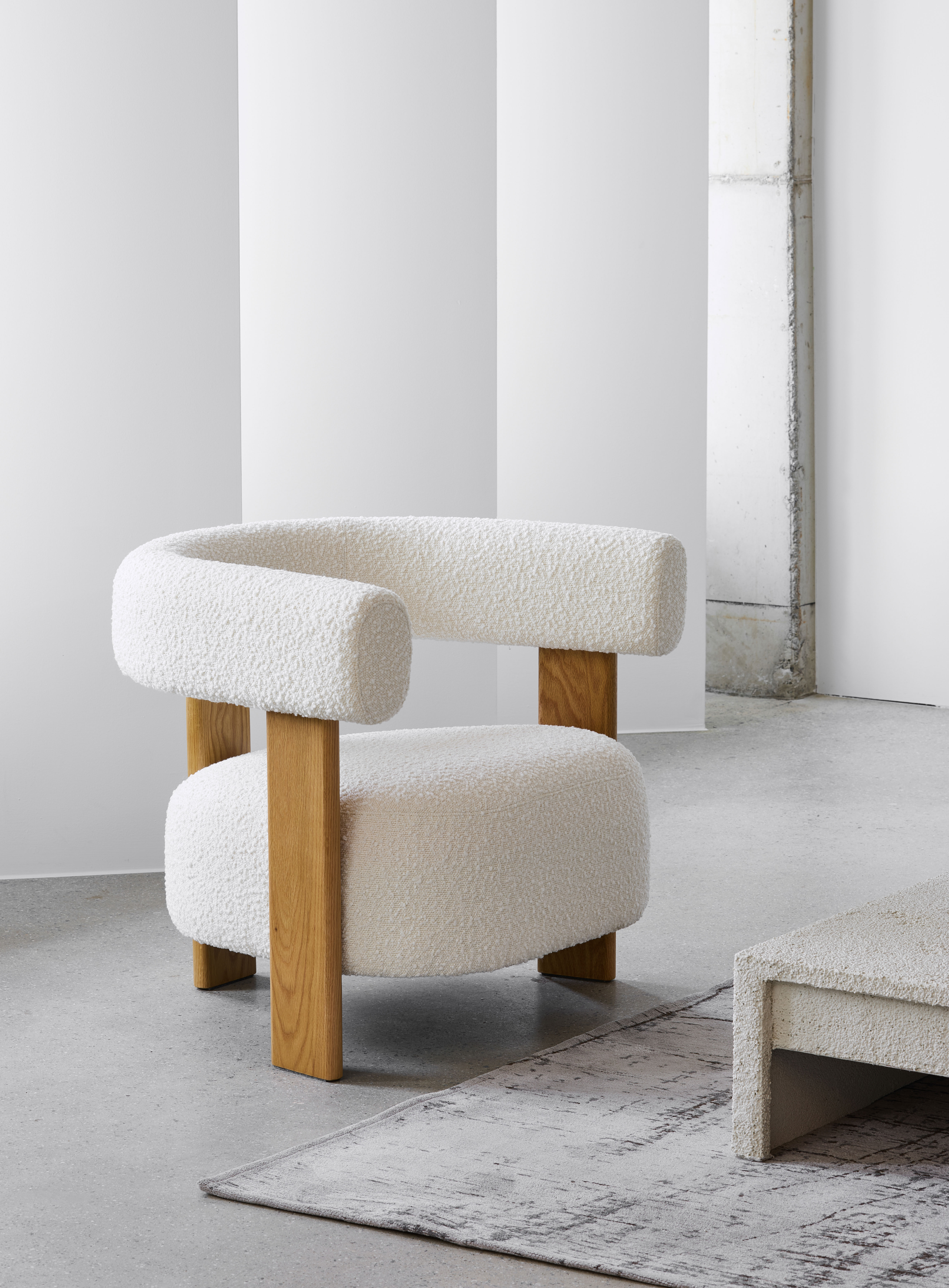 잭슨 Ink B Lounge Chair