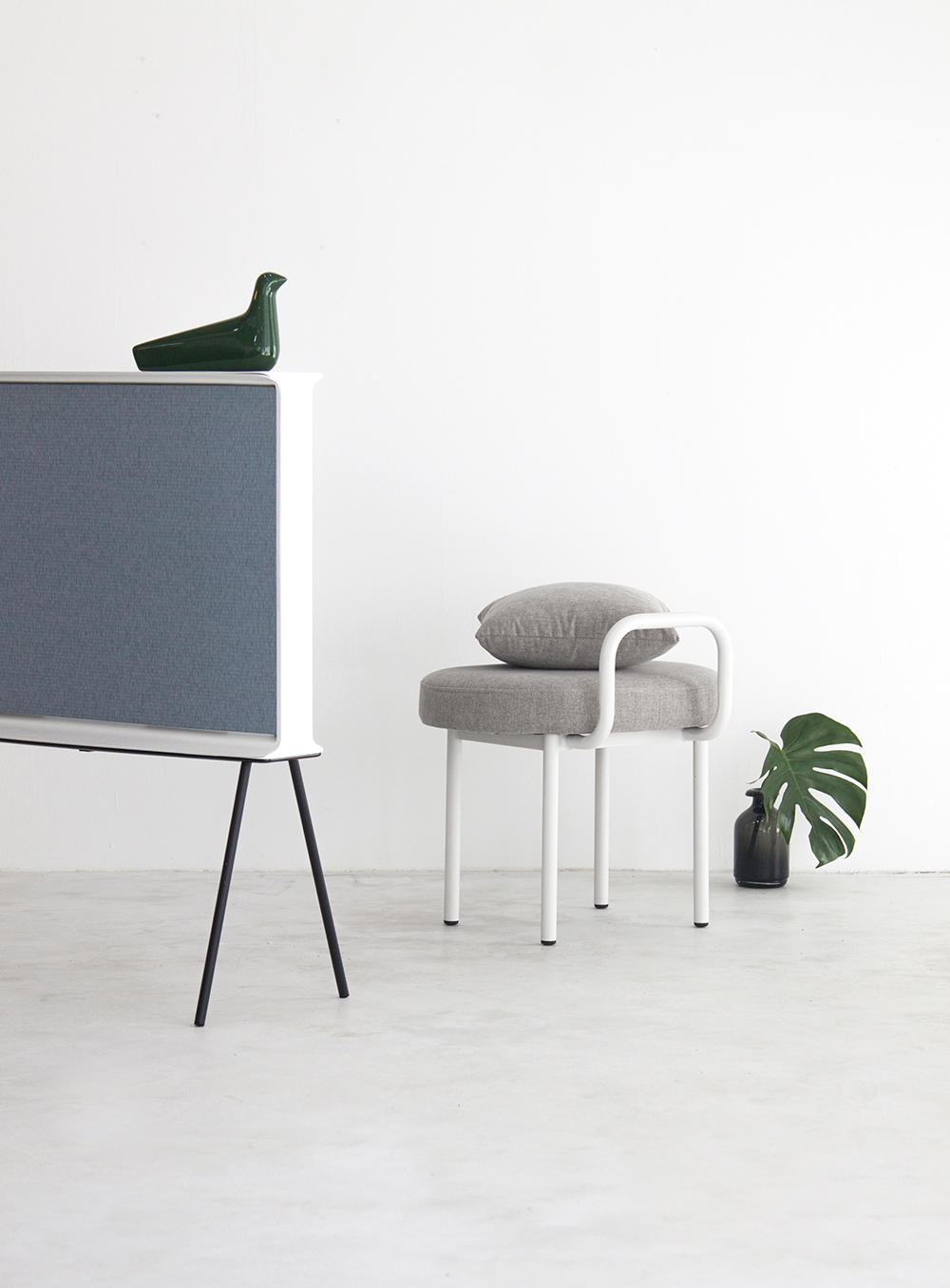 무니토 BOLD CHAIR